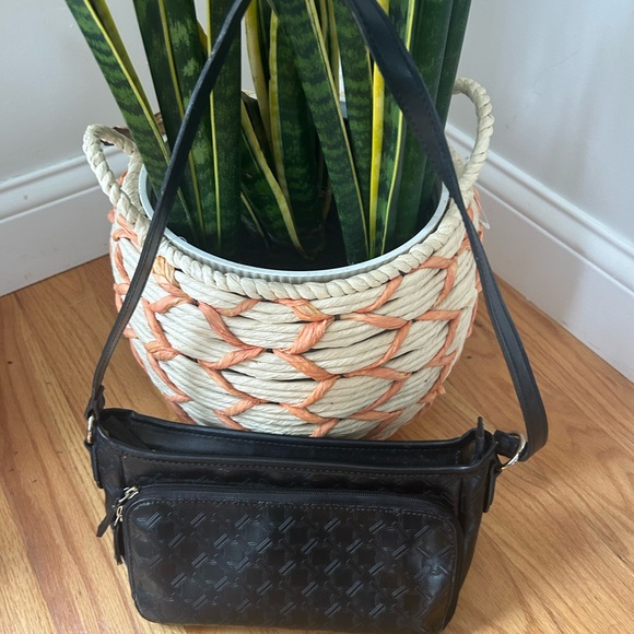 Vintage Liz Claiborne Black Women's Shoulder‎ Bag - Picture 1 of 7
